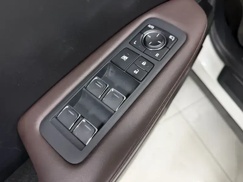 2020 Lexus RX с пробегом 65 000 км