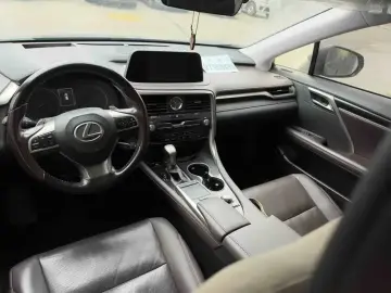 2020 Lexus RX с пробегом 39 900 км