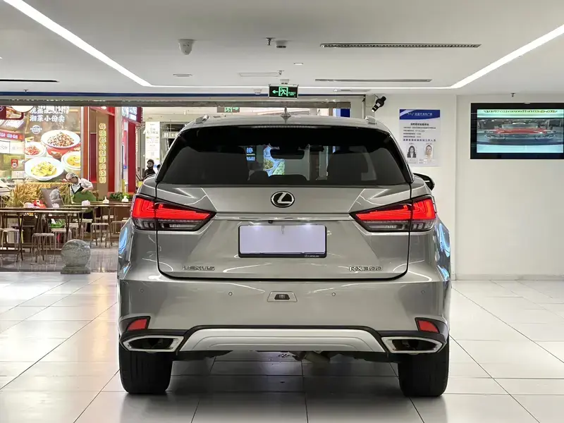 2020 Lexus RX с пробегом 130 000 км