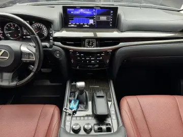 2019 Lexus LX с пробегом 47 800 км