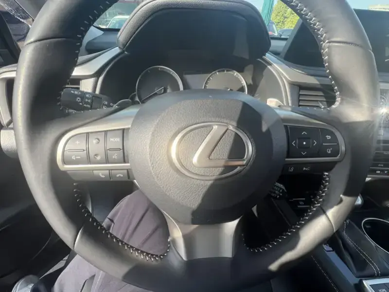 2020 Lexus RX с пробегом 56 000 км