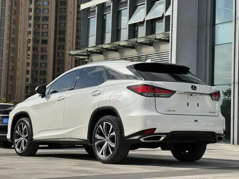 2021 Lexus RX с пробегом 100 000 км