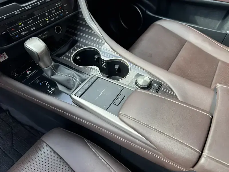 2021 Lexus RX с пробегом 100 000 км