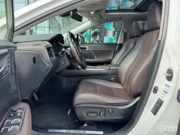 2021 Lexus RX с пробегом 100 000 км