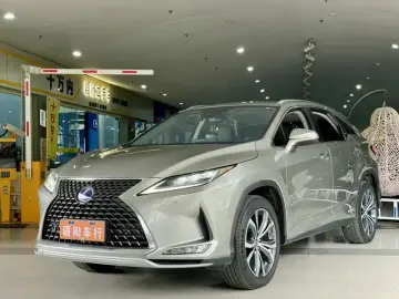 2020 Lexus RX с пробегом 62 000 км