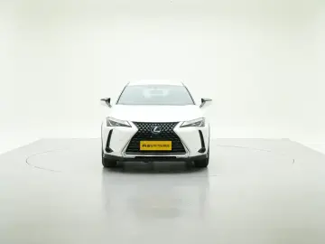 2019 Lexus UX с пробегом 98 500 км
