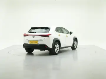 2019 Lexus UX с пробегом 98 500 км
