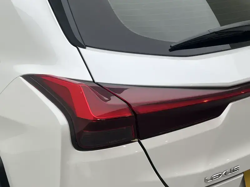 2019 Lexus UX с пробегом 98 500 км