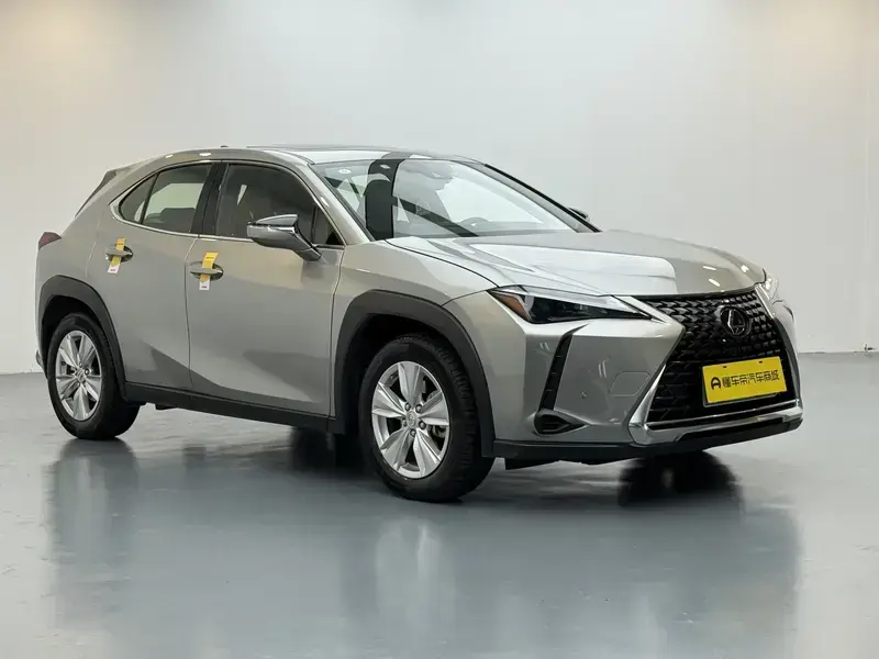 2020 Lexus UX с пробегом 51 900 км