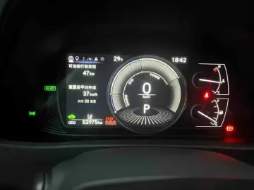2022 Lexus UX с пробегом 53 000 км