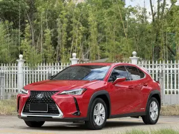 2020 Lexus UX с пробегом 106 000 км