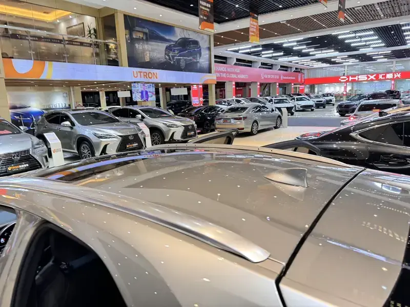 2020 Lexus UX с пробегом 45 600 км