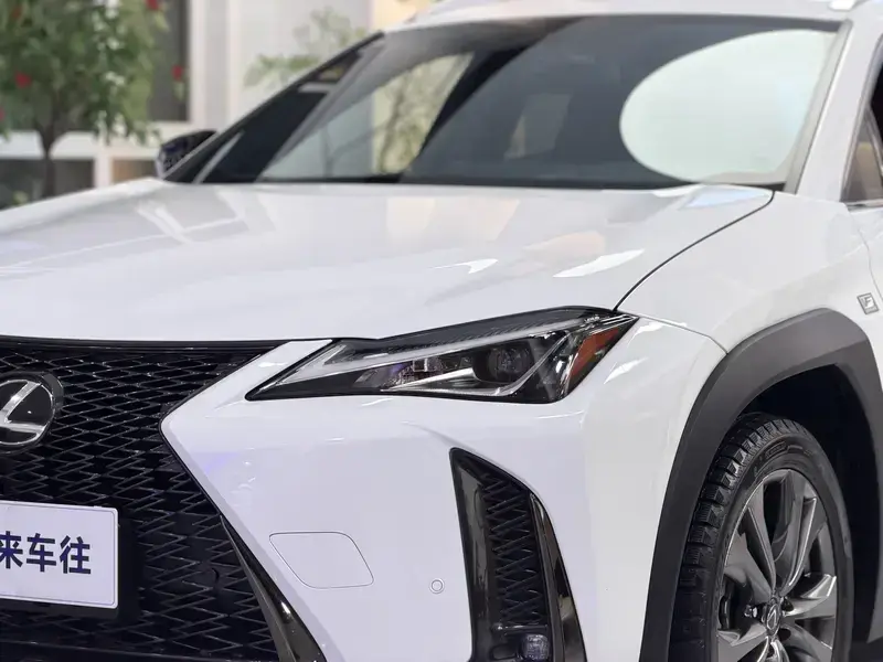 2020 Lexus UX с пробегом 47 000 км