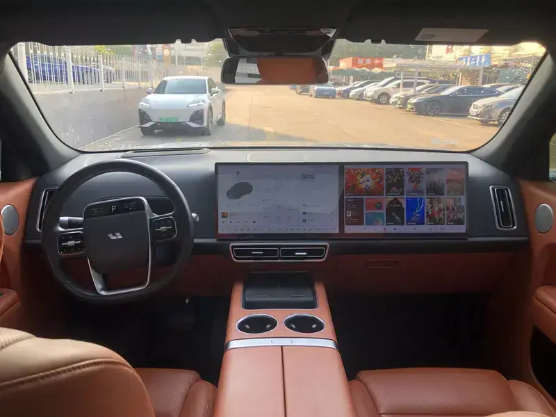 2023 Li Auto (Lixiang) L7 с пробегом 81 000 км