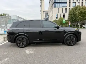 2024 Li Auto (Lixiang) L7 с пробегом 54 000 км