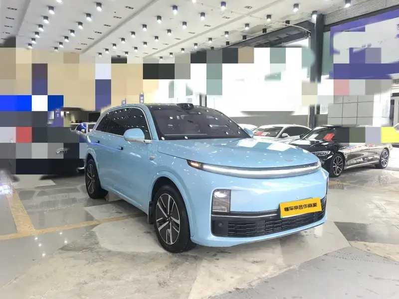 2024 Li Auto (Lixiang) L7 с пробегом 34 800 км