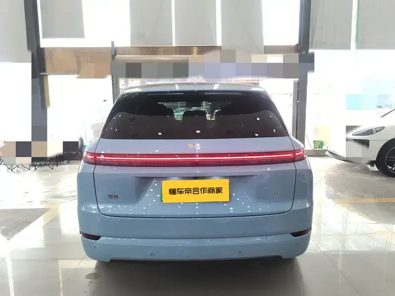 2024 Li Auto (Lixiang) L7 с пробегом 34 800 км