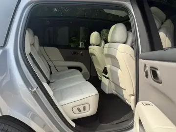 2025 Li Auto (Lixiang) i6 с пробегом 16 900 км