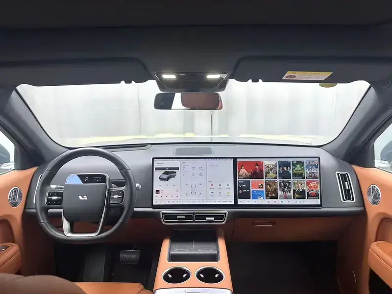 2025 Li Auto (Lixiang) L7 с пробегом 10 000 км