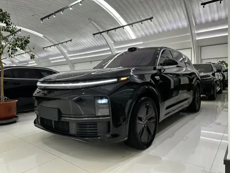 2024 Li Auto (Lixiang) L7 с пробегом 24 500 км