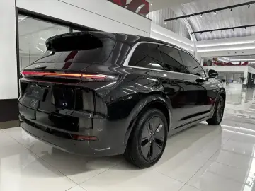 2024 Li Auto (Lixiang) L7 с пробегом 24 500 км