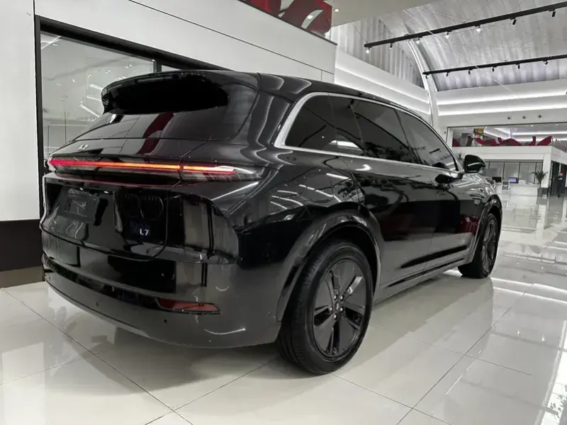 2024 Li Auto (Lixiang) L7 с пробегом 24 500 км