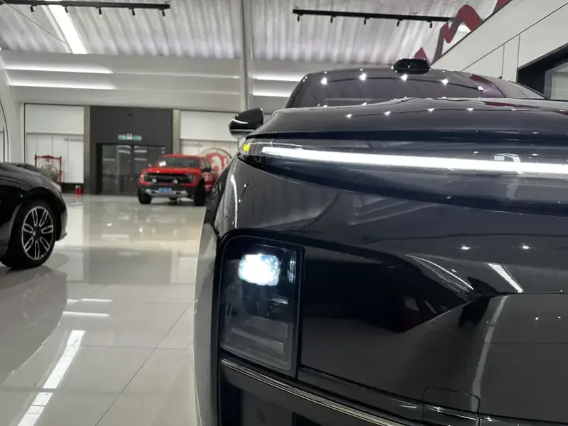 2024 Li Auto (Lixiang) L7 с пробегом 24 500 км