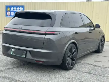 2023 Li Auto (Lixiang) L7 с пробегом 77 000 км