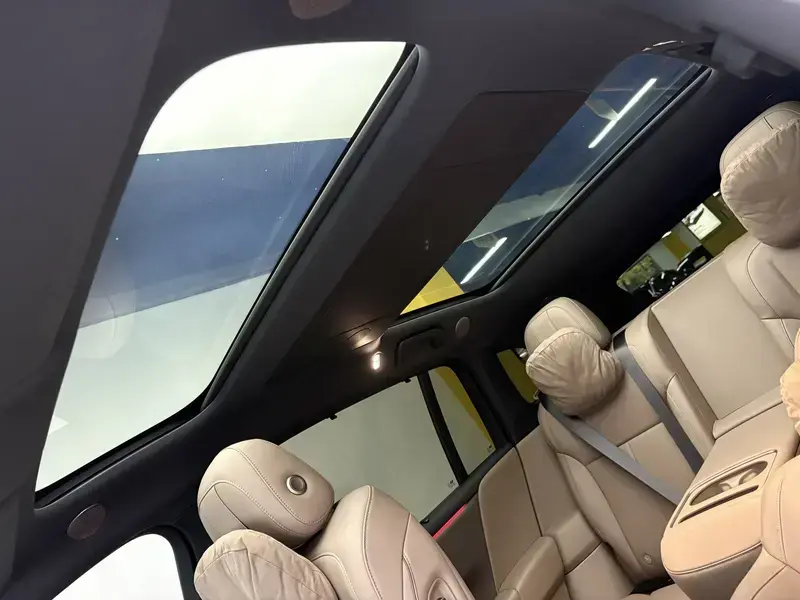 2025 Li Auto (Lixiang) i6 с пробегом 19 700 км