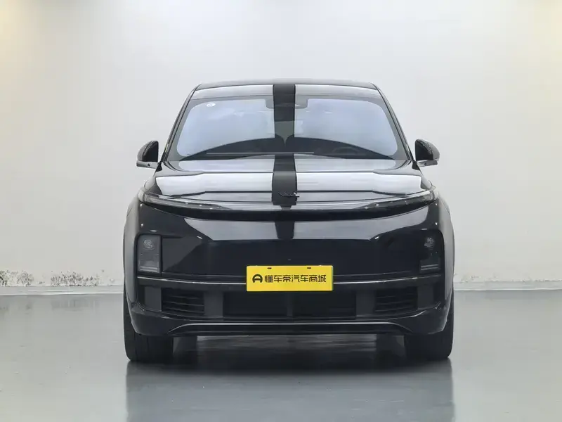 2023 Li Auto (Lixiang) L8 с пробегом 93 700 км