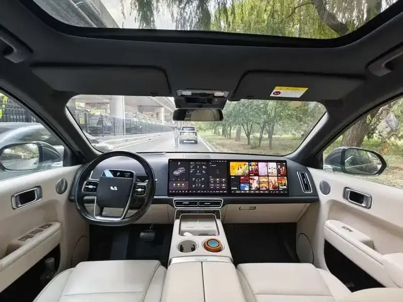 2024 Li Auto (Lixiang) L9 с пробегом 61 000 км