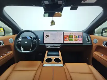 2023 Li Auto (Lixiang) L8 с пробегом 60 200 км