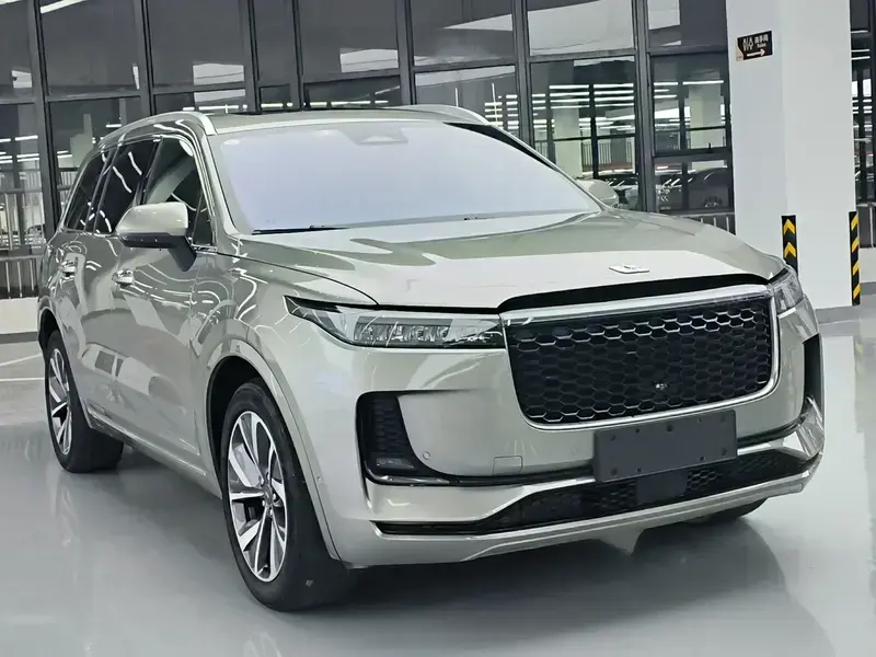 2021 Li Auto (Lixiang) One с пробегом 142 700 км