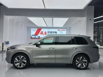 2021 Li Auto (Lixiang) One с пробегом 142 700 км