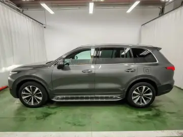 2020 Li Auto (Lixiang) One с пробегом 74 100 км