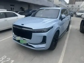 Li Auto (Lixiang) One
