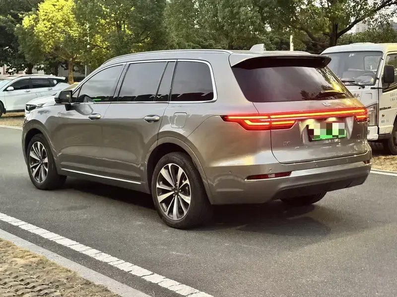 2021 Li Auto (Lixiang) One с пробегом 82 000 км