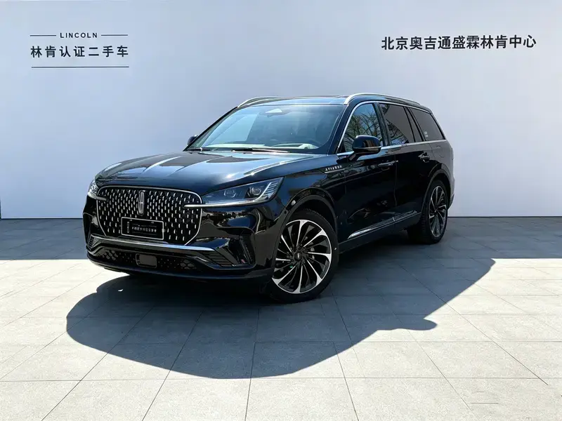 2024 Lincoln Aviator с пробегом 3 000 км