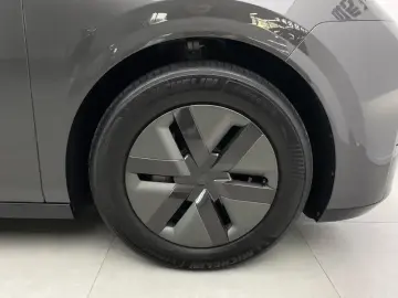 2025 Li Auto (Lixiang) Mega с пробегом 27 000 км