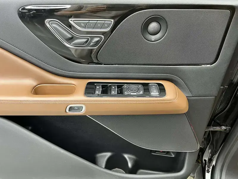 2021 Lincoln Aviator с пробегом 55 000 км