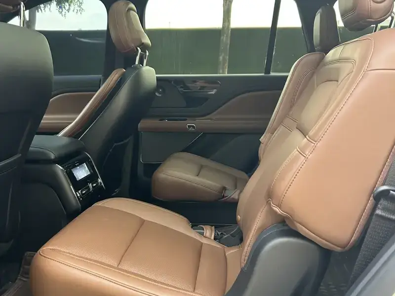2021 Lincoln Aviator с пробегом 60 000 км