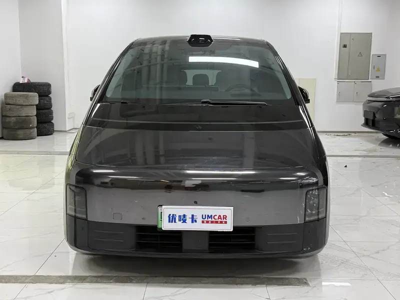 2024 Li Auto (Lixiang) Mega с пробегом 96 000 км