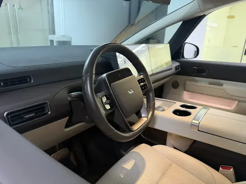 2024 Li Auto (Lixiang) Mega с пробегом 96 000 км