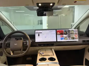 2024 Li Auto (Lixiang) Mega с пробегом 96 000 км