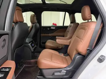 2021 Lincoln Aviator с пробегом 45 000 км