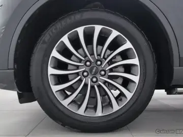 2023 Lincoln Aviator с пробегом 74 100 км