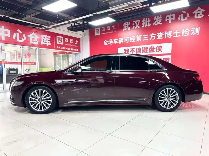2019 Lincoln Continental с пробегом 70 000 км