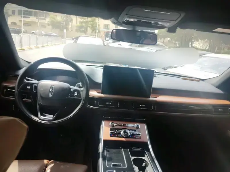2021 Lincoln Aviator с пробегом 98 200 км