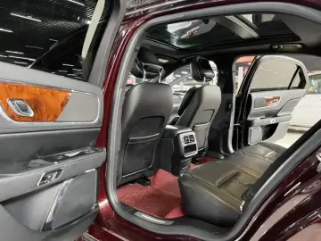 2019 Lincoln Continental с пробегом 52 000 км