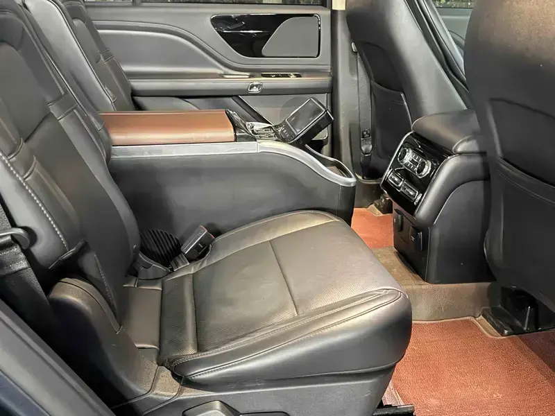 2021 Lincoln Aviator с пробегом 126 600 км